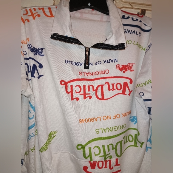 Cute White with Multicolor Words Sweatsuit - Picture 3 of 8